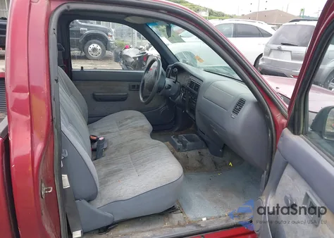 1999 Toyota Tacoma z USA, uszkodzony, nr VIN 4TANL42N2XZ526967